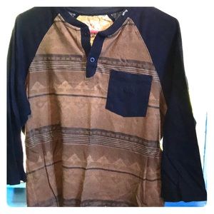 LRG 3/4 sleeve shirt